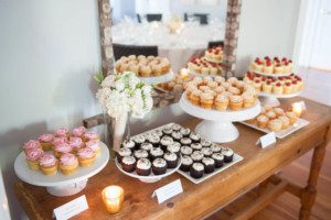 The General's Daughter Sonoma wedding - photography by Anna Hogan - photo 31 - dessert table